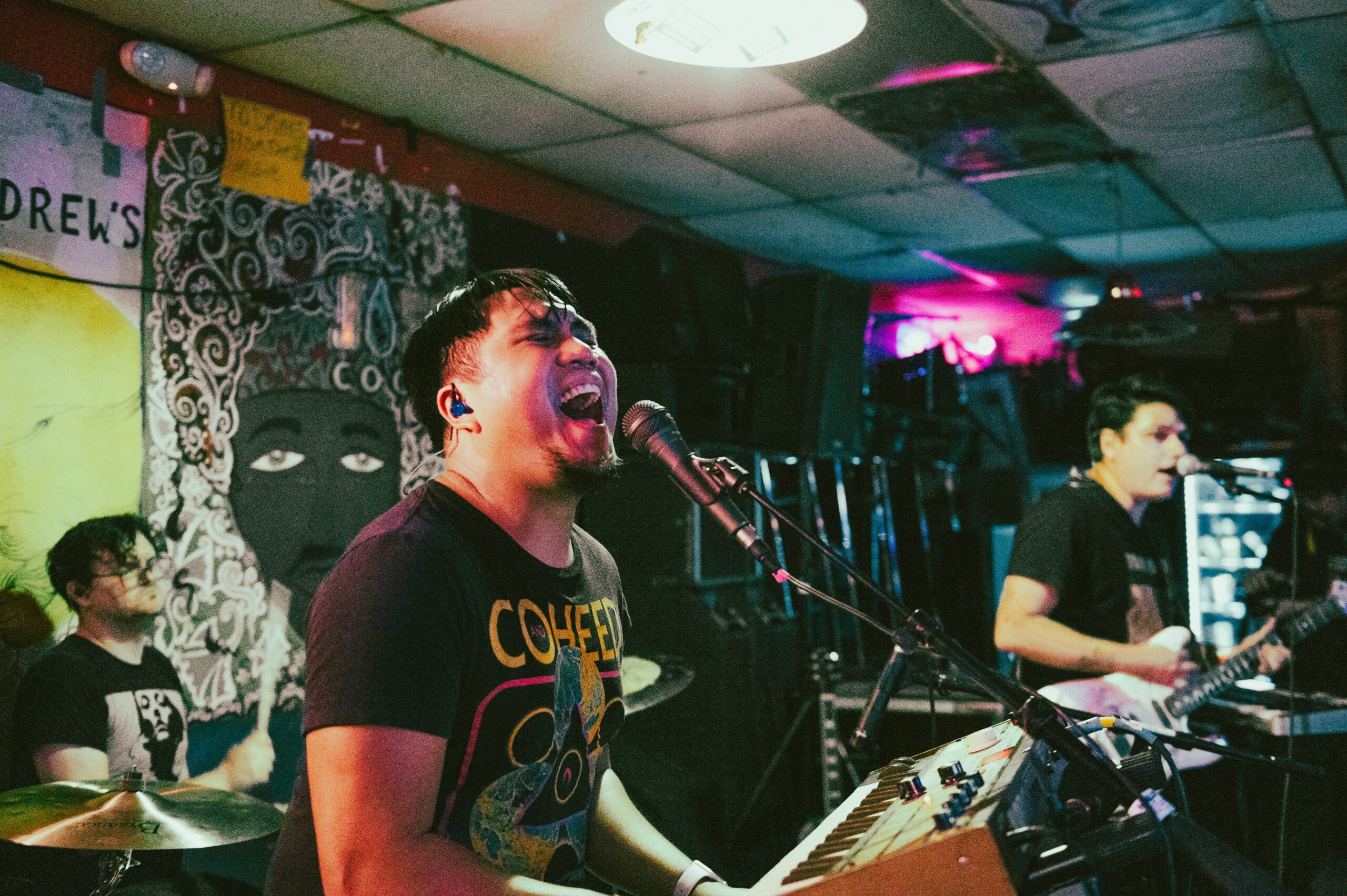 Conflicting Motive performing live